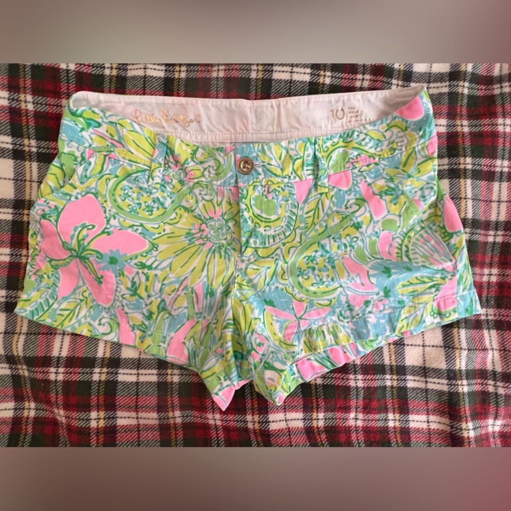 Lilly Pulitzer Coconut Jungle Walsh Shorts—EUC—Size 10